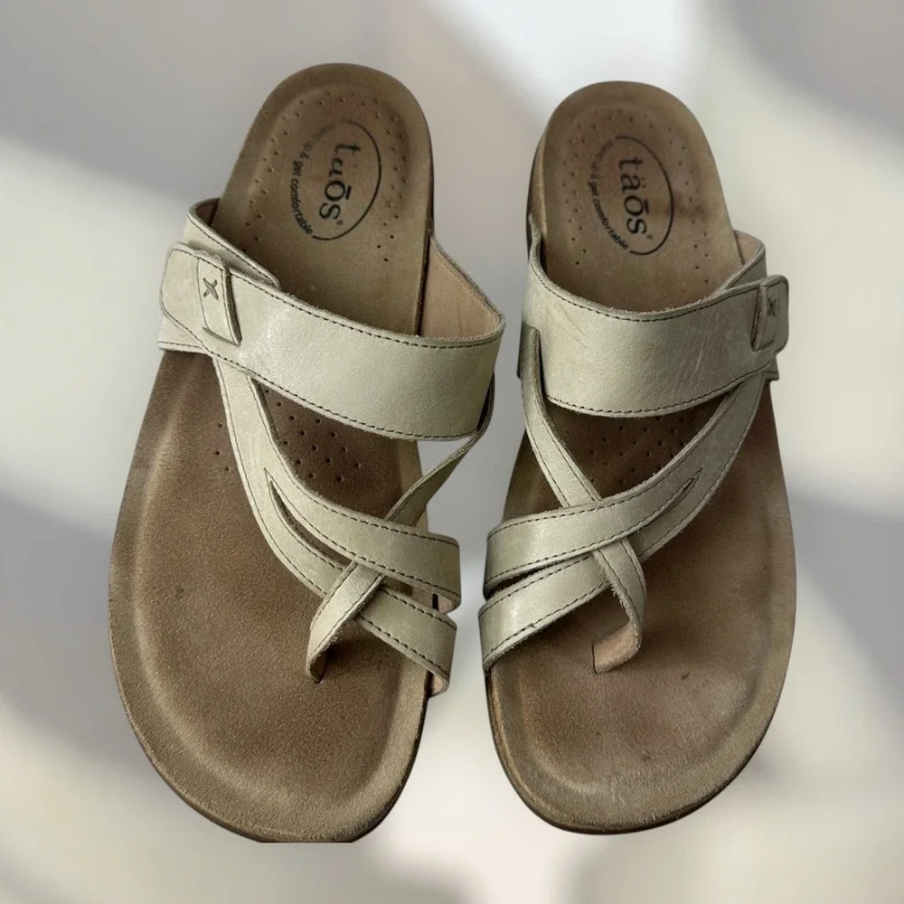Taos The Perfect Sandals Light Beige Tan Stone Thong Toe Strappy Women's Size 10 - Picture 2 of 14